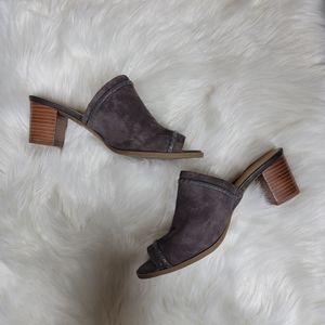 Jack Rogers Campbell charcoal heeled mule sandals size 8.5